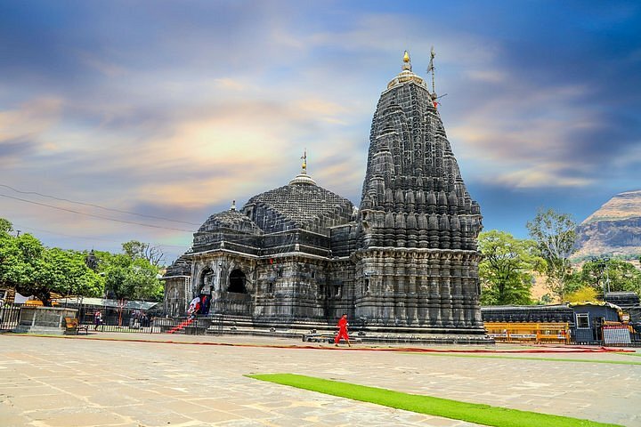 Jyotirlinga Tour with Shirdi & Shani Shingnapur